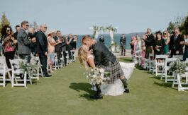 Image of a couple getting married at Cobble Beach Resort